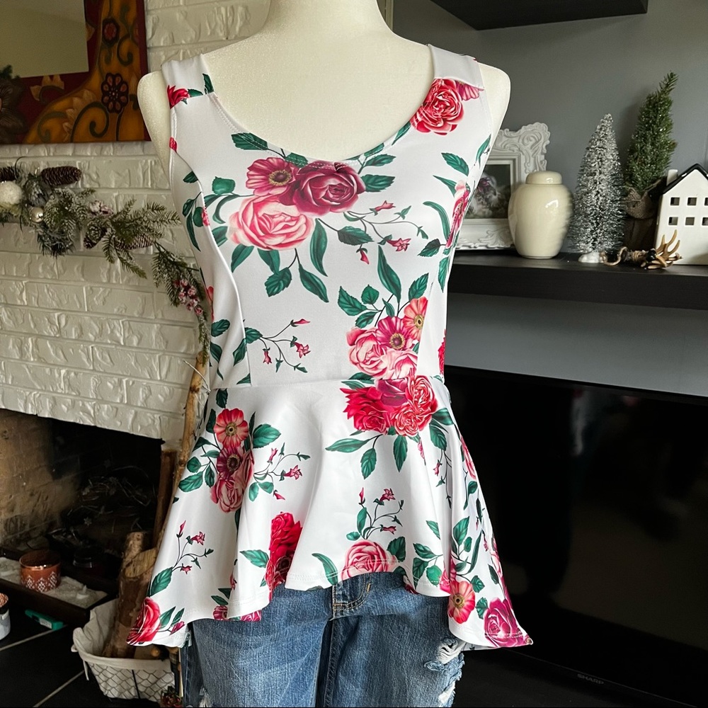 High-low hem Tanktop - Picture 5 of 15